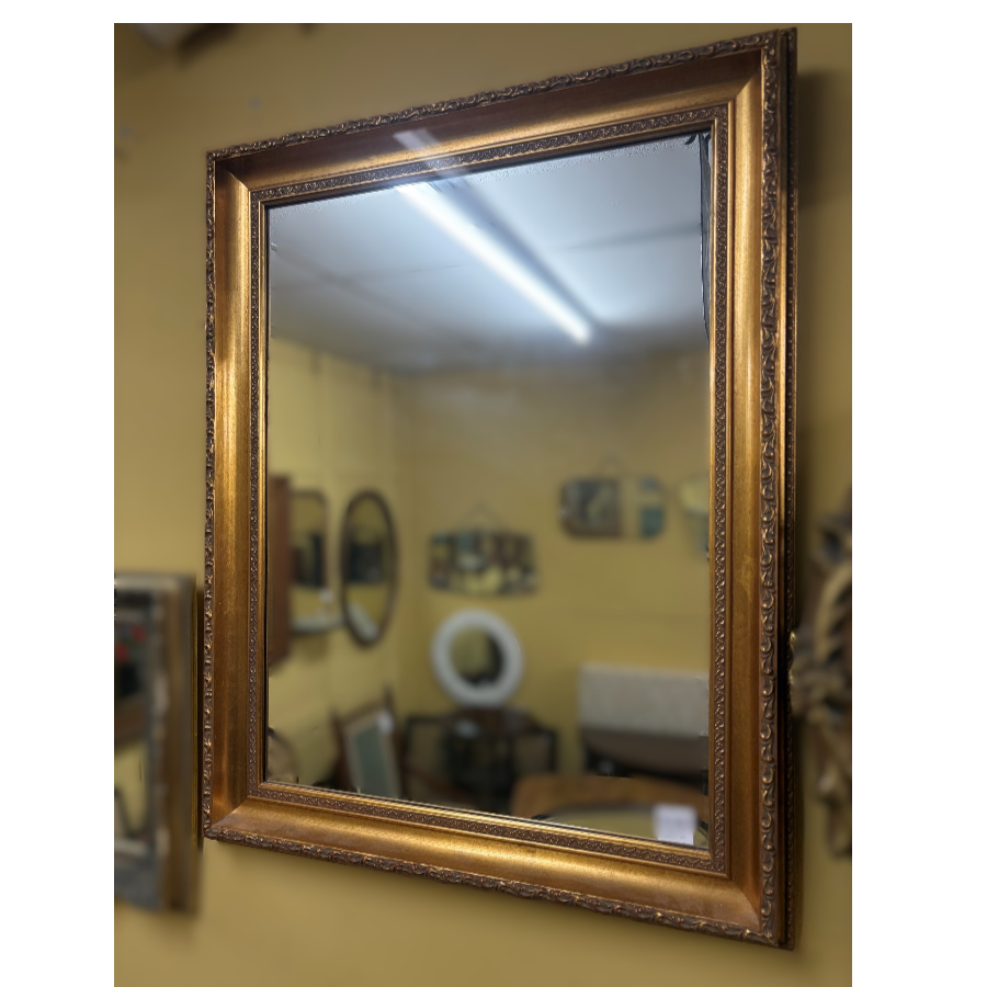 Large Vintage Traditional Gilt Rectangular Wall Mirror - VIN1269H Large Vintage Traditional Gilt Rectangular Wall Mirror - VIN1269H
