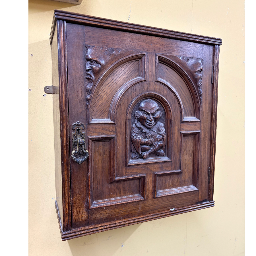 Antique Late Victorian/Edwardian Carved Oak Smokers Cabinet Circa 1890-1910 - VIN1283R Antique Late Victorian/Edwardian Carved Oak Smokers Cabinet Circa 1890-1910 - VIN1283R