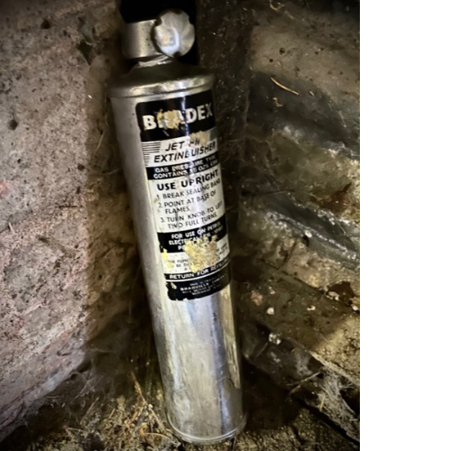 Vintage Bradex fire extinguisher VIN325L