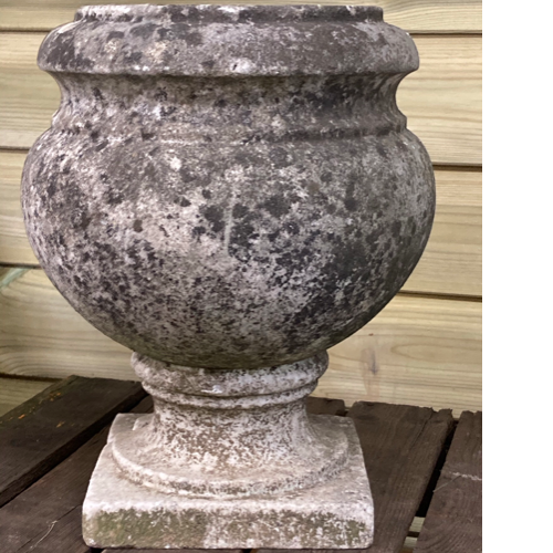 Large marble urn with square base VIN481Q