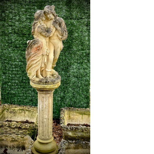 Statue of Loving Couple on Pillar VIN471G