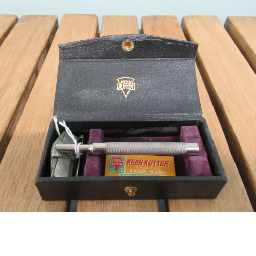 Vintage Keen Kutter Junior Safety Razor Boxed  VIN286I.6