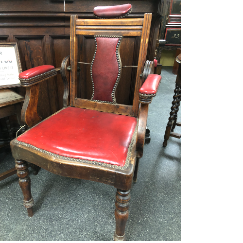 Antique barbers chair VIN07B