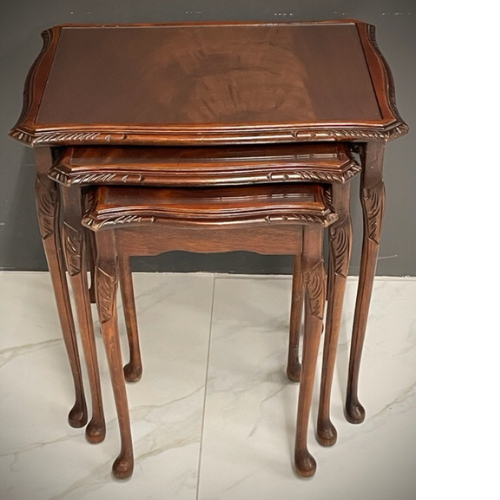 Queen Anne Style nest of tables VIN677D