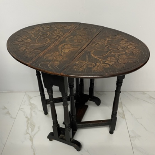 Vintage decorative folding table VIN737B