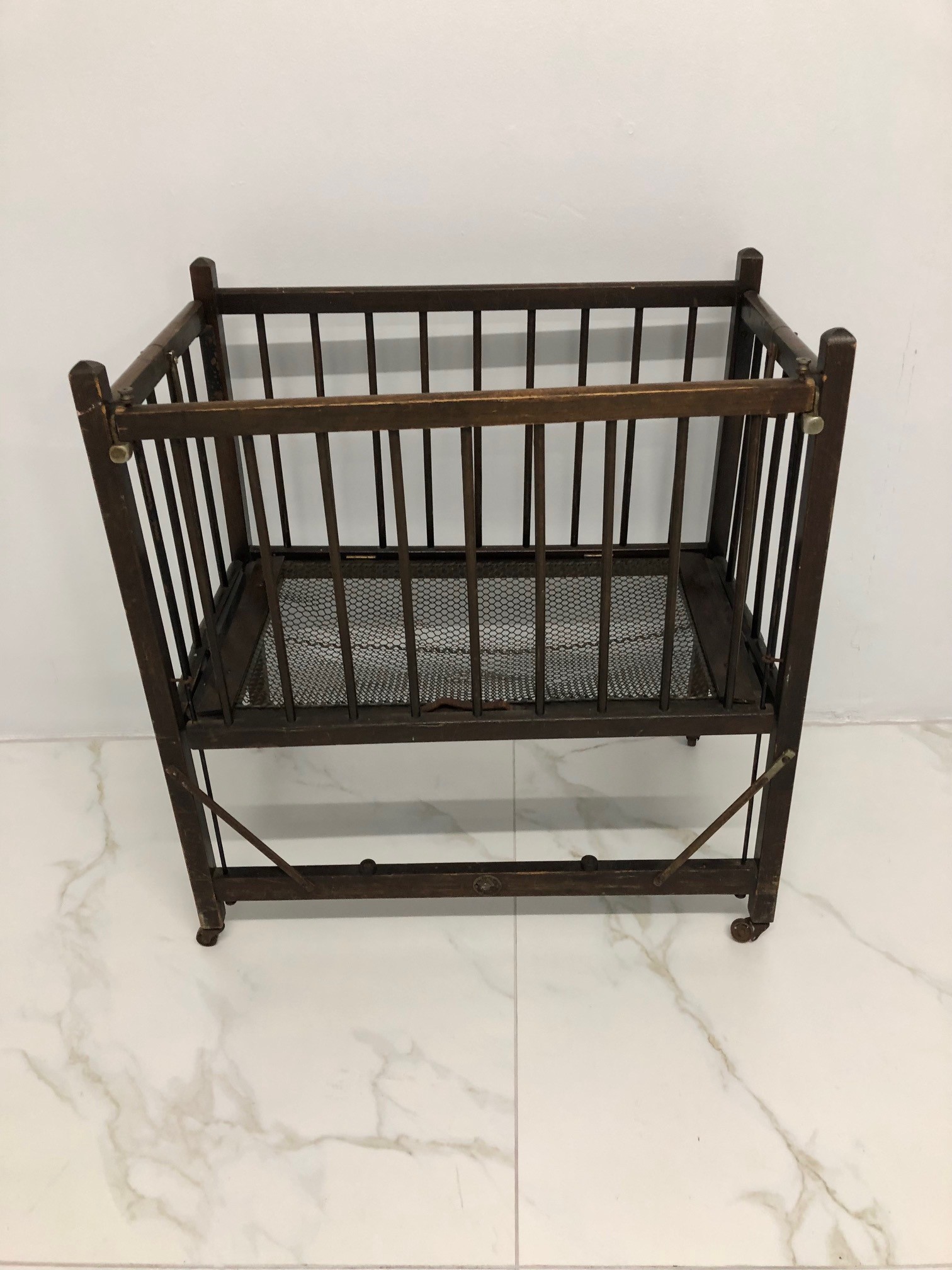 Antique metal deals baby crib